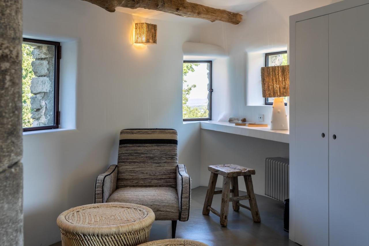 Le Domaine Du Castellas Sivergues Eksteriør billede